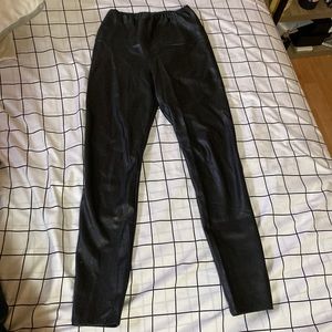 Aritzia Wilfred Free Faux Leather Leggings